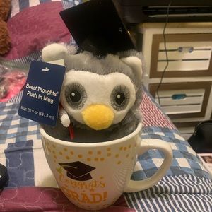 Graduation mug w/plush